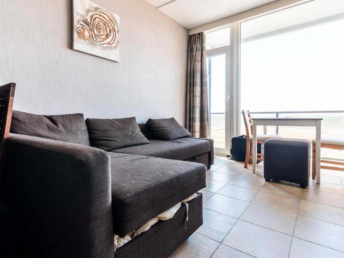 Contemporary Apartment In Oostende With Balcony ภายนอก รูปภาพ