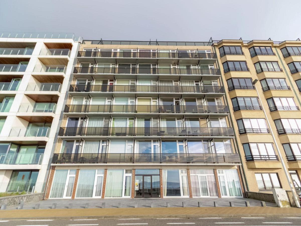 Contemporary Apartment In Oostende With Balcony ภายนอก รูปภาพ